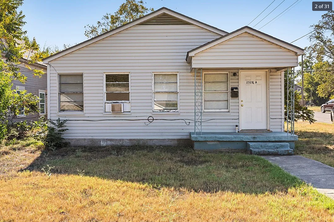 2528 McFerrin Ave, Unit A in Waco, TX - Foto de edificio