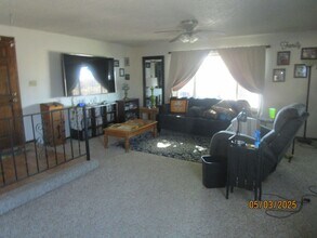 701 72nd St NW in Albuquerque, NM - Building Photo - Building Photo