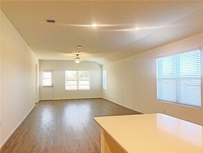 11824 Eragon Dr in Austin, TX - Building Photo - Building Photo