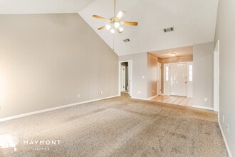 7076 Lakeview Dr in Montgomery, AL - Building Photo - Building Photo