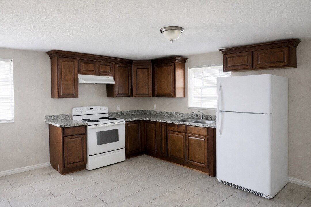 706 Harris Ave in Pasadena, TX - Foto de edificio