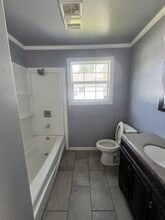 304 W Tennis St in Opelousas, LA - Building Photo - Building Photo