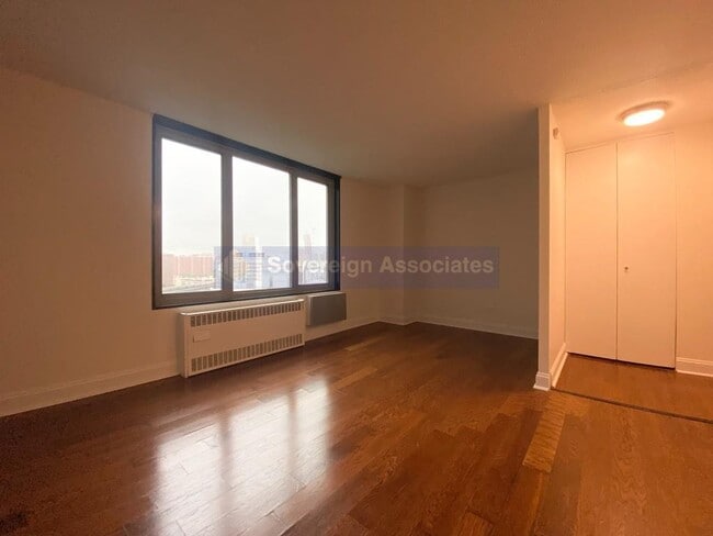 3333 Broadway