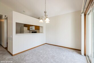 2424 Dawson Ln in Algonquin, IL - Building Photo - Building Photo