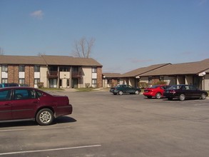 Richmond Manor Apartments in Richmond Township, MI - Building Photo - Building Photo