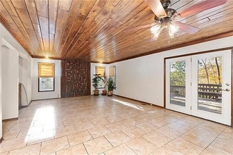 5710 NW Verlin Dr in Kansas City, MO - Building Photo - Building Photo