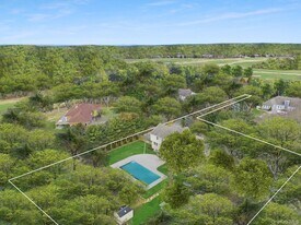 167 Tuckahoe Ln in Southampton, NY - Building Photo