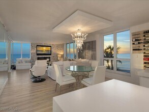 3115 Gulf Shore Blvd N in Naples, FL - Building Photo - Building Photo