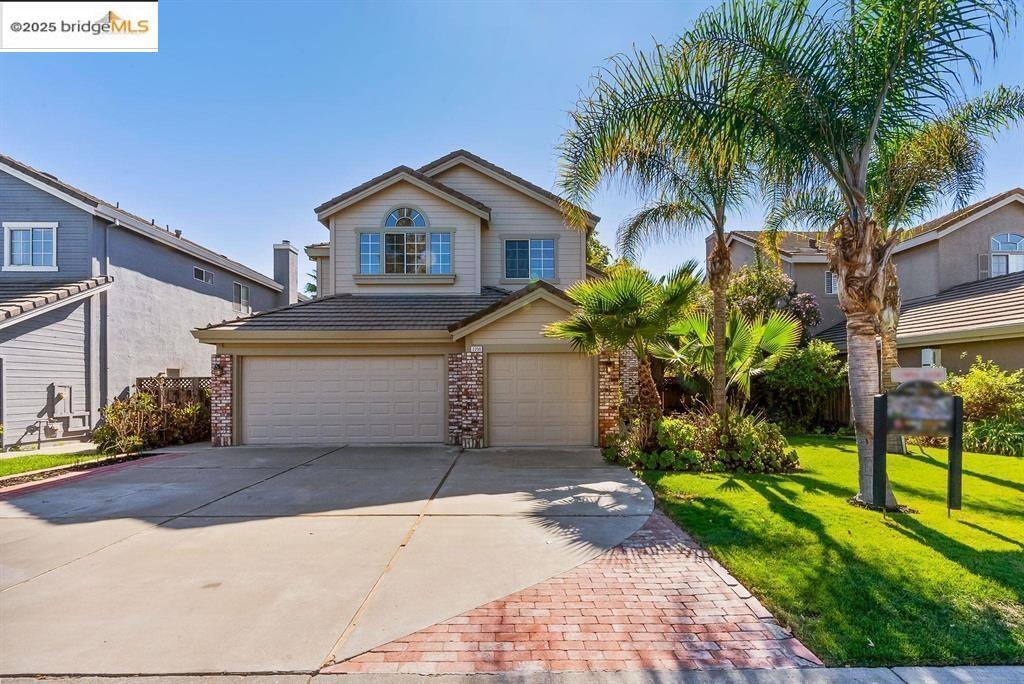 2250 Prestwick Dr in Discovery Bay, CA - Foto de edificio