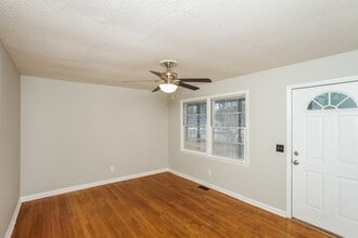 4248 Donavan Dr in Columbia, SC - Building Photo - Building Photo