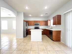 886 Shining Rose Pl in Henderson, NV - Building Photo - Building Photo