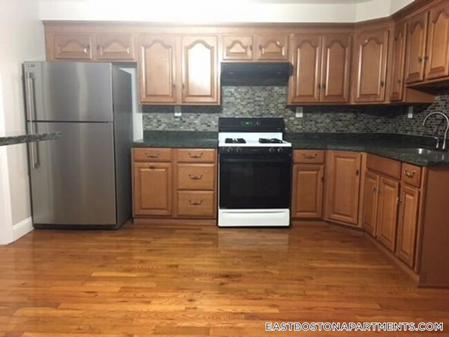 161 Bennington St in Boston, MA - Building Photo - Building Photo