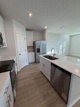 16325 Bird of Paradise Ave in Clermont, FL - Building Photo - Building Photo