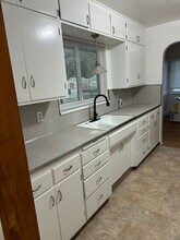 1640 W James Ave in Visalia, CA - Building Photo - Building Photo