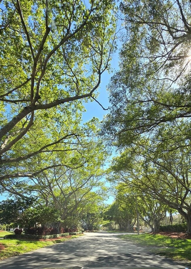 2344 SE 16th Terrace in Homestead, FL - Building Photo - Building Photo