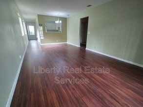 910 Brett Dr in Hinesville, GA - Building Photo - Building Photo