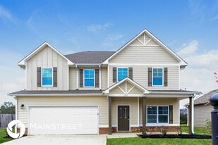 253 Union Station Dr in Calera, AL - Building Photo