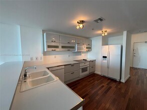 6580 Indian Creek Dr in Miami Beach, FL - Building Photo - Building Photo
