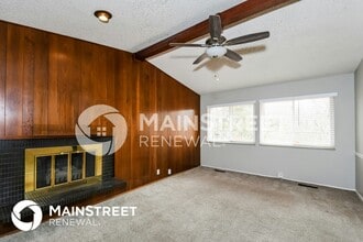 3665 Hambletonian Dr in Florissant, MO - Building Photo - Building Photo