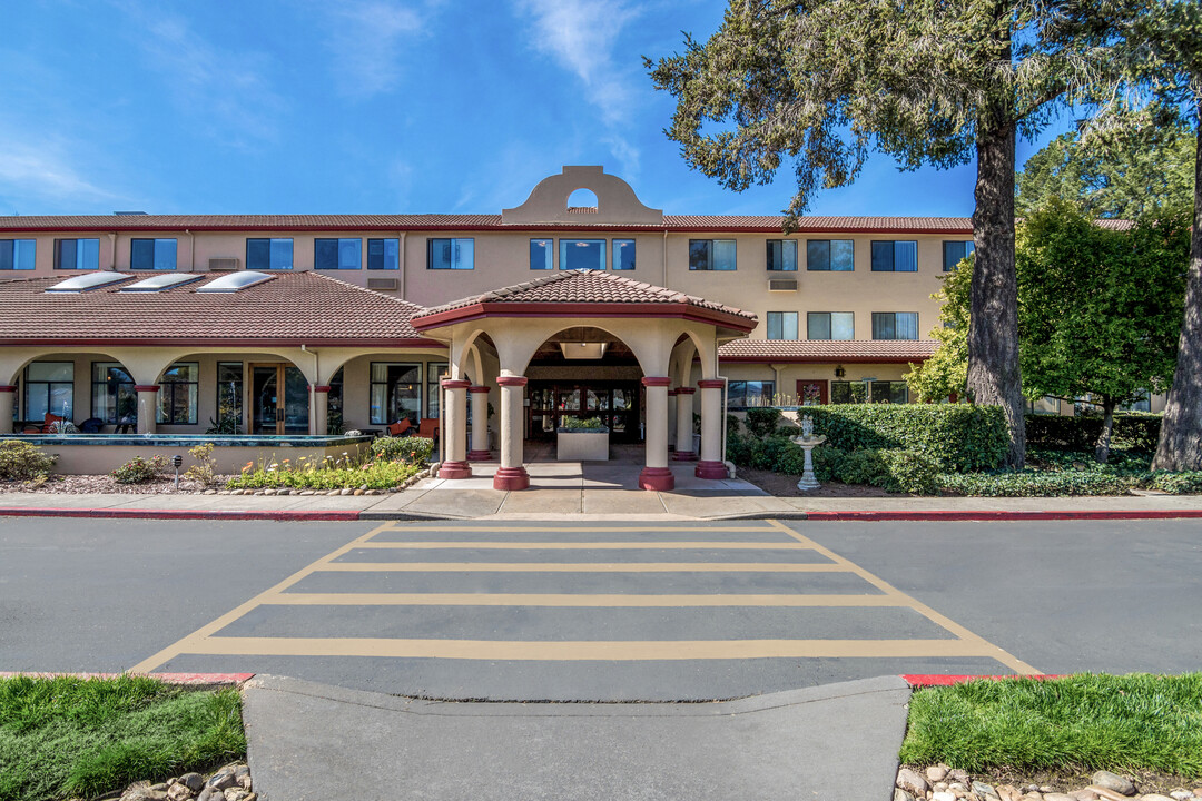 Redwood Retirement Senior Independent Living in Napa, CA - Building Photo