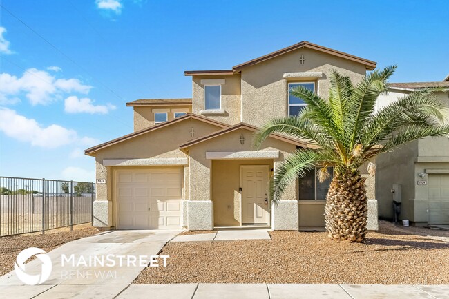 property at 5632 S Vine Ave