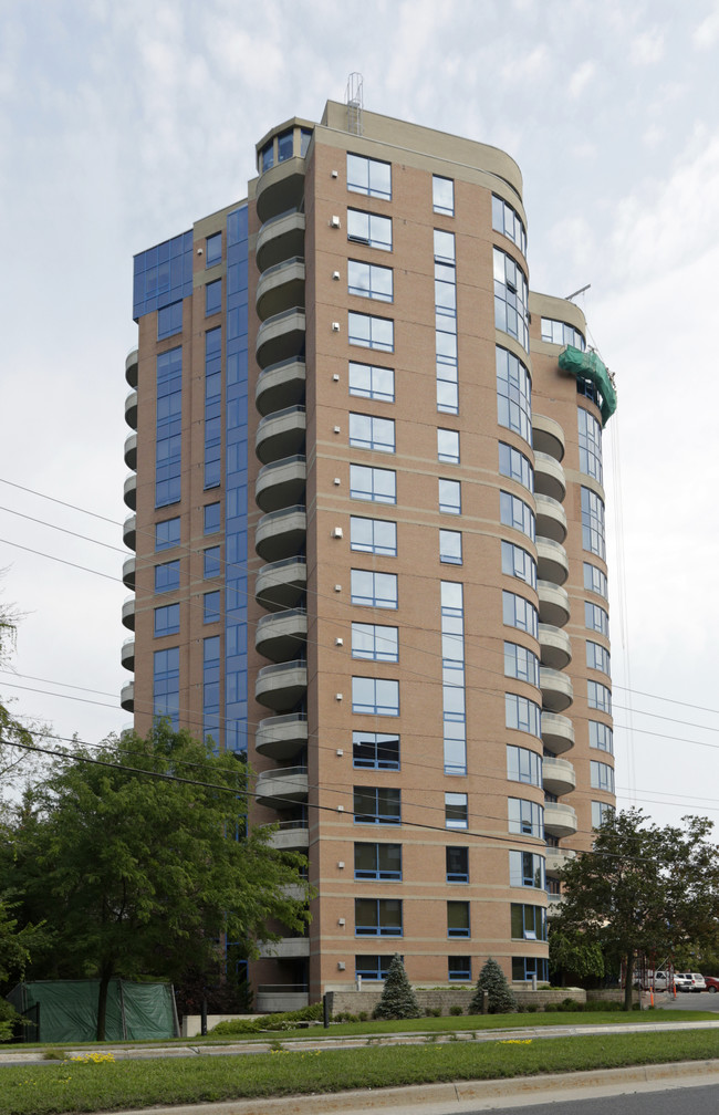 Commodore's Quay in Ottawa, ON - Building Photo - Building Photo