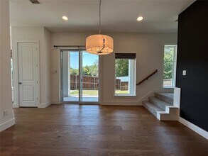 2117 River E Ln. in Fort Worth, TX - Building Photo - Building Photo