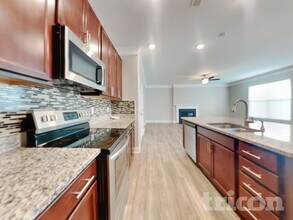 225 Highview Dr in Benson, NC - Building Photo - Building Photo