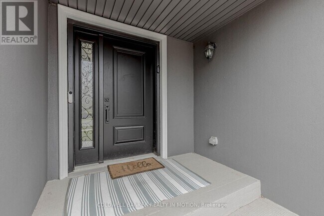 42 River Glen Blvd in Oakville, ON - Building Photo - Building Photo
