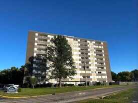 1100 Erie Ave in Evansville, IN - Building Photo