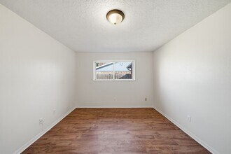 122 White Cedar St in Houston, TX - Building Photo - Building Photo