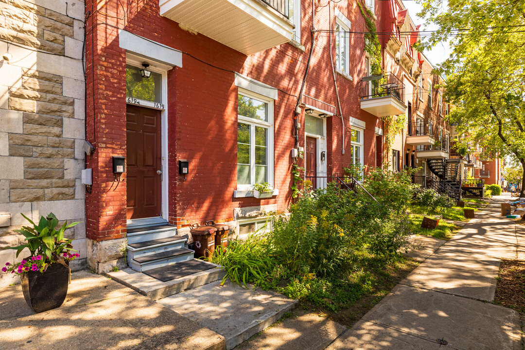 1613-1619 Alexandre-Desève Rue in Montréal, QC - Building Photo