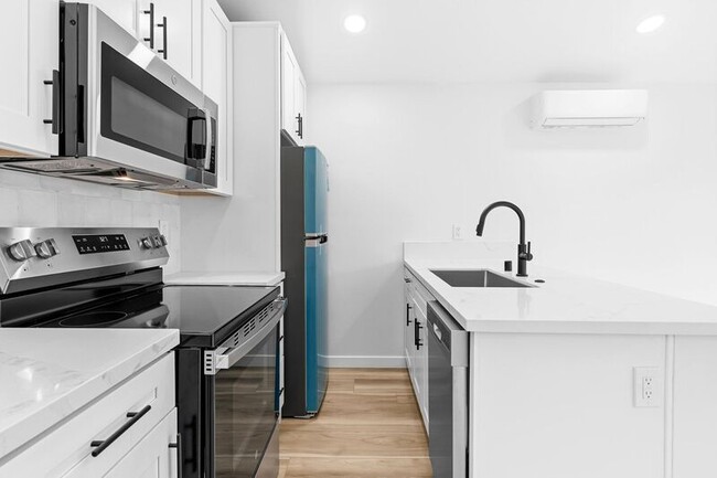 property at 4163 39th St