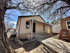 853 Main St in Pioche, NV - Building Photo
