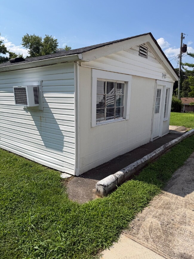 349 Hickory Heights