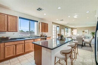 6464 N Gentle Falls Ln in North Las Vegas, NV - Building Photo - Building Photo