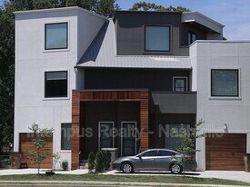 929 13th Ave S in Nashville, TN - Building Photo