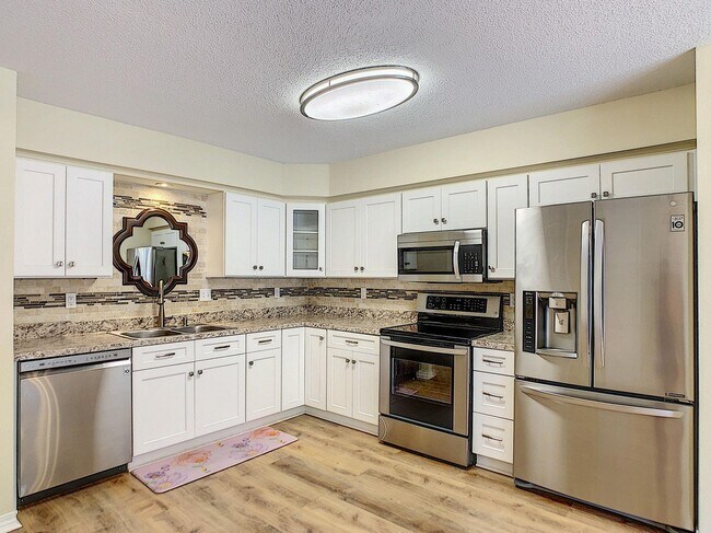 945 Ashley Ln in Fort Walton Beach, FL - Building Photo - Building Photo