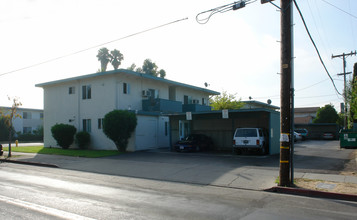 2909-2923 Durant Ave in San Jose, CA - Foto de edificio - Building Photo