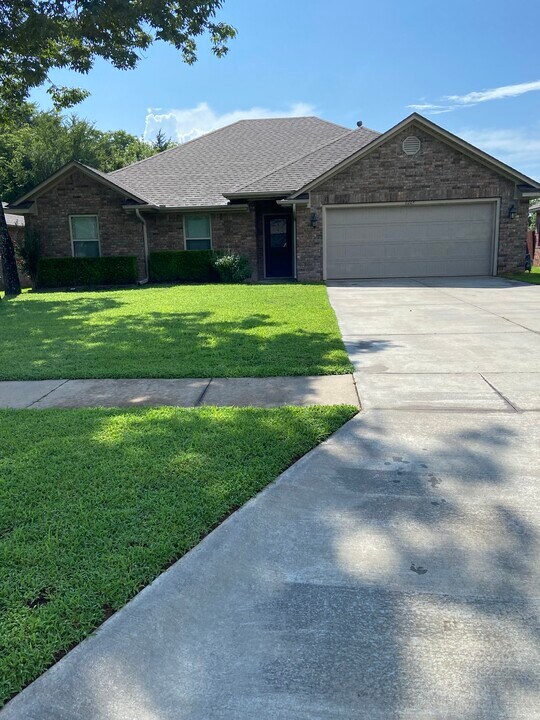 6208 Ironwood Ln in Fort Smith, AR - Foto de edificio
