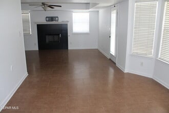 12516 Twin Leaf Dr in El Paso, TX - Building Photo - Building Photo