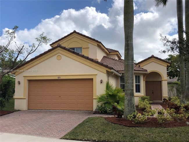 property at 693 Live Oak Ln