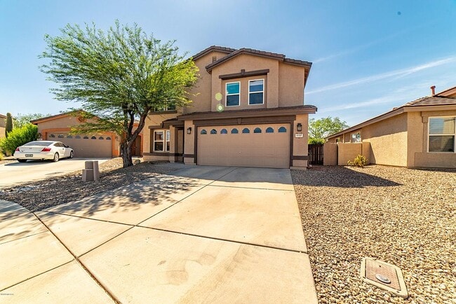 13127 N Deergrass Dr in Oro Valley, AZ - Building Photo - Building Photo