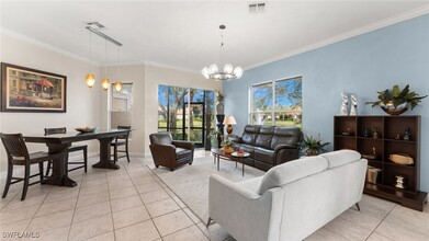 5958 Paradise Cir in Naples, FL - Building Photo - Building Photo