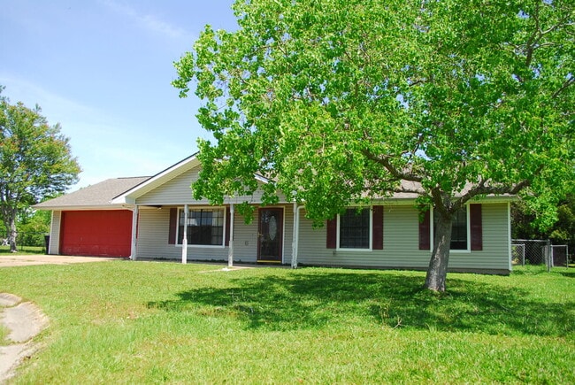 property at 2322 Norris Cir