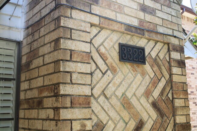 3322 Briaroaks Dr in Garland, TX - Building Photo - Building Photo