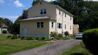 1130 Blue Hills Ave, Unit 2ndfloorapartment in Bloomfield, CT - Building Photo - Building Photo