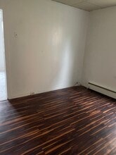 1026 Wallace Ave in Pittsburgh, PA - Foto de edificio - Building Photo