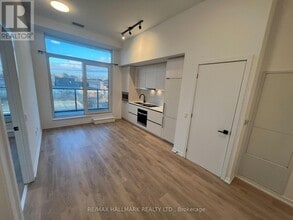 1285 Dupont St in Toronto, ON - Building Photo - Building Photo