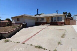 2987 Eton Pl in Pomona, CA - Building Photo